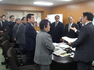 ★内閣府及び国土交通省への要請★