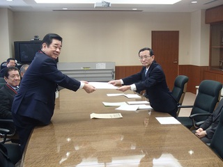 ☆県知事及び沖縄総合事務局長への要請☆