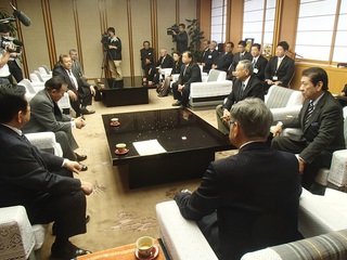 ☆県知事及び沖縄総合事務局長への要請☆