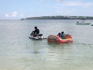 水納島ツアーは大盛況