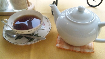 Bakery & Cafe 小さなお茶会