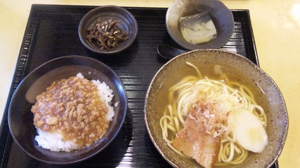 うかじそば 那覇新都心店