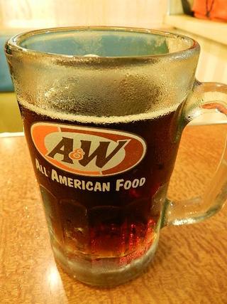 A&W 那覇新都心おもろ店
