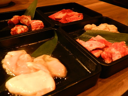 大衆焼肉 ゴチニク 新都心店