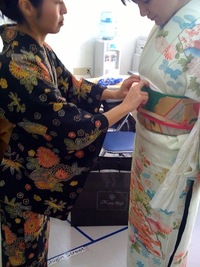 着物姿で 2010/01/17 10:37:24