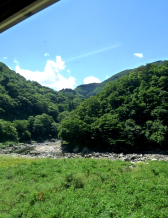 ローカル線の車窓から