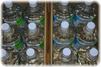 熊野古道の水2リットル1本100円
