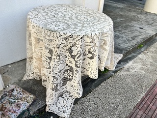 Vintage レース編みテーブルカバー入荷 | アメリカ家具 YOURS