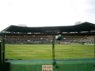 チバリヨ! 興南高校!! 沖縄の高校野球。
