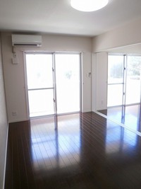 駐車場２台無料！３台目も可！糸満市の２ＬＤＫ