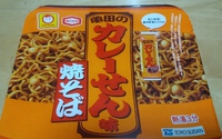 亀田のカレーせん味焼そば 2022/12/10 14:37:00