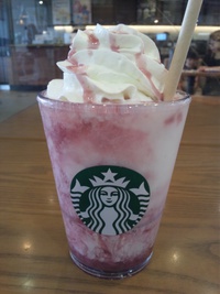 山梨 ててっ!! ぶどう ホワイト チョコレート クリーム フラペチーノ 2022/08/14 14:26:00