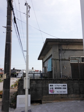 不動産取引 建築設計施工 沖縄 外観デザインを損なわない引き込みポール