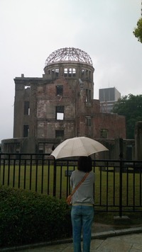 原爆ドームにて！ 2011/06/12 15:01:20