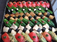 全〜部ヤサイの野菜でお寿司?!　だいこんの花安謝店 2013/06/18 13:24:29
