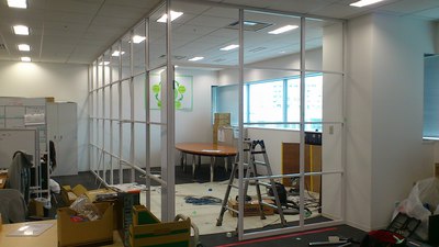パーティション工事がありました。