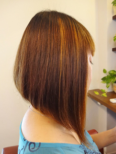 ボブ 超前下がりグラボブ シャギー ヘアースタイル写真集 By タックスヘアールーム