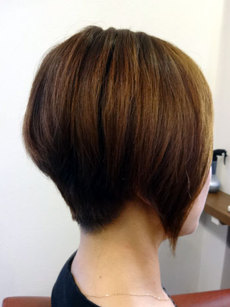 前下がりグラボブ 前下がりグラデーションボブ ショートボブ ヘアースタイル写真集 By タックスヘアールーム