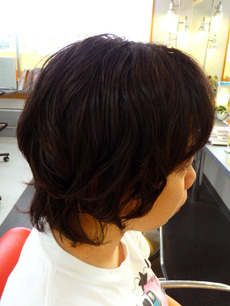 ソフトスパイラルパーマ　ショートヘアー　ショートスタイル