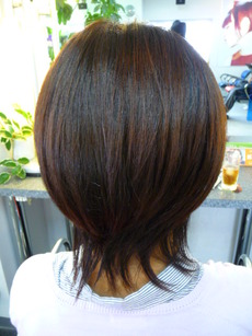 ショート　ソフトウルフスタイル　ピンクパープル系　ヘアカラー