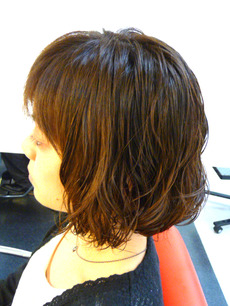 ウェービーボブ ショート ソフトスパイラル 内巻きパーマ ヘアースタイル写真集 By タックスヘアールーム