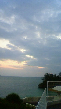沖縄恩納村今日の海 2009/11/30 07:13:14