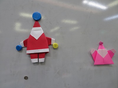 クリスマスシリーズ　サンタさんを折る！！