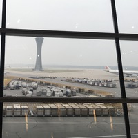 巨大すぎる中国の北京首都国際空港。巨大すぎるのに分かりやすく迷子にならない不思議な空港。 2018/02/21 09:12:28