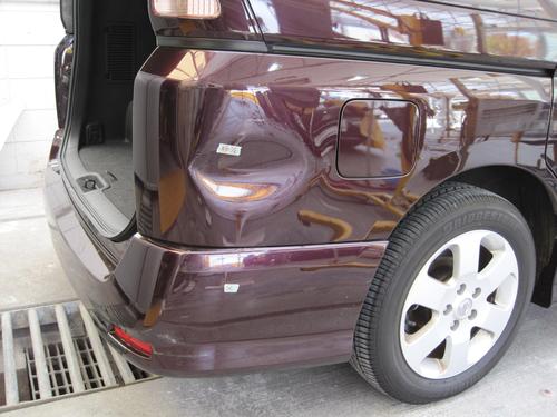 日産セレナヘこみ修理